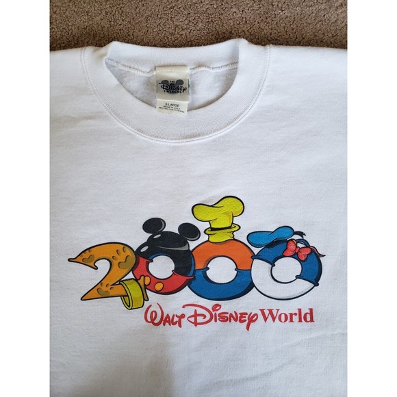 Vintage 2000 Walt Disney World Catalog USA Made Unisex Sz XL White Sweatshirt - Picture 2 of 8